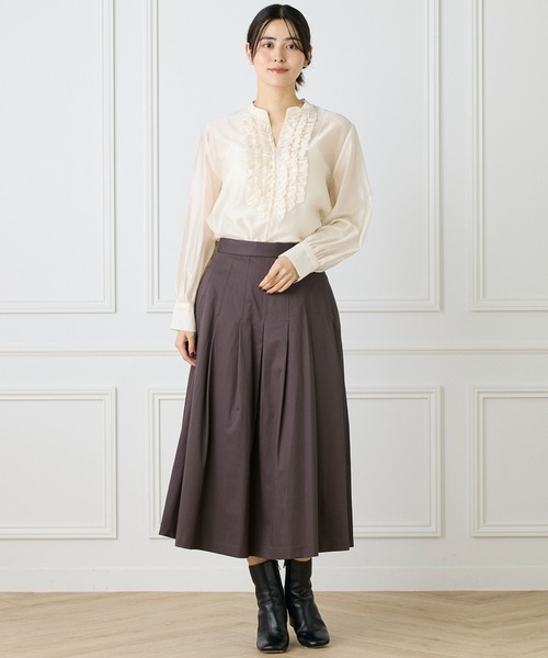 INED（イネド）の「タックプリーツスカート（スカート・レディース・オフホワイト/チャコールグレー・7号/9号/11号）」の14枚目の写真