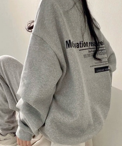 yuue' ( wear )(ユーイ)の「裏起毛オーバーサイズロゴスウェット(スウェット・レディース・ライトグレー/グレー/チャコールグレー/ブラック・FREE)」の1枚目の写真