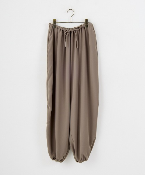 mizuiroind（ミズイロインド）の「[mizuiro ind/ミズイロインド] ドローストリング ヘムパンツ（その他パンツ・レディース・ベージュ/ブラック・F）」の3枚目の写真