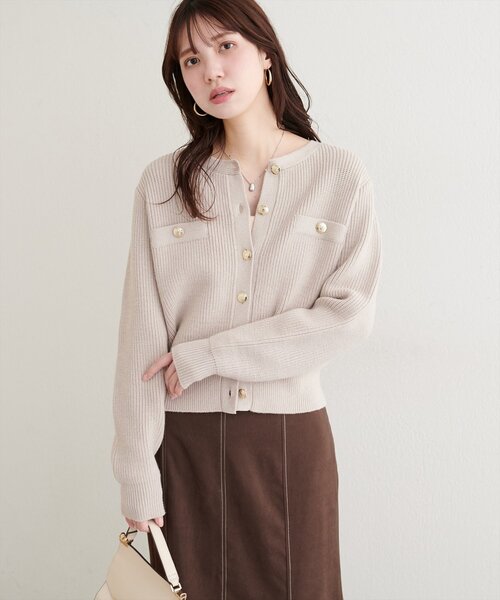 natural couture(ナチュラルクチュール)の「衿ファー付き片畦ニットカーディガン(カーディガン/ボレロ・レディース・グレー/オフホワイト/ブラウン・FREE)」の22枚目の写真