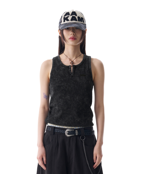 AAKAM(アーカム)の「Vintage Washed Slit Sleeveless (Dark Gray)(Tシャツ/カットソー・レディース・その他・1/2)」の2枚目の写真
