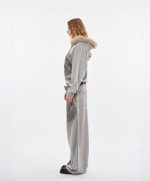 WISH FOR EVER(ウィッシュフォーエバー)の「ZEBRA & LEOPARD PRINT CURVE SWEAT PANTS / ゼブラ&レオパードプリントカーブスウェットパンツ(スウェットパンツ・メンズ・グレー/ブラック・LARGE/MEDIUM/SMALL)」の5枚目の写真