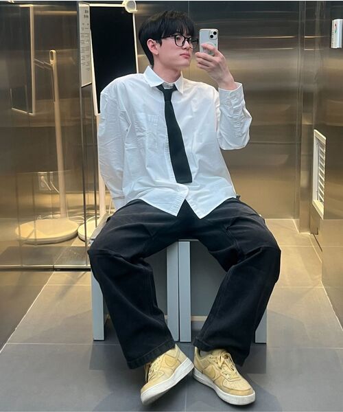 MUSINSA STANDARD（ムシンサスタンダード）の「デニムパラシュートパンツ [ウォッシュドブラック]（デニムパンツ・メンズ・その他・33/34/36/38/40/42/26/27/28/29/30/31/32）」の14枚目の写真