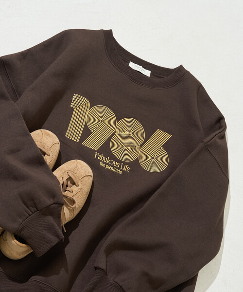 FREAK'S STORE(フリークスストア)の「限定展開 ぐるぐるナンバー ロゴ 刺繍 裏起毛 スウェット(スウェット・レディース・杢グレー/ナチュラル/ブラウン/スミクロ・フリ-)」の9枚目の写真