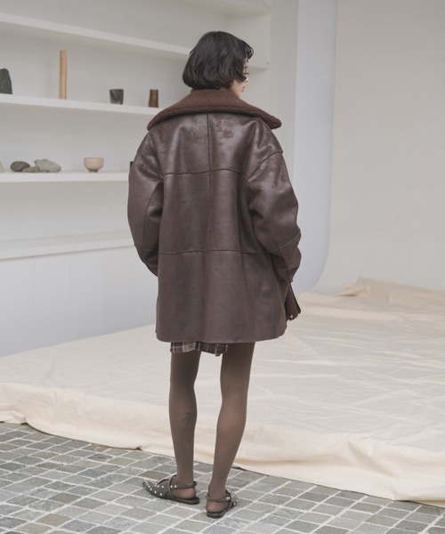 AIC.（エーアイシー）の「4WAYリバーシブルムートンライクコート（ムートンコート・レディース・ブラウン/ライトブラック・FREE）」の12枚目の写真