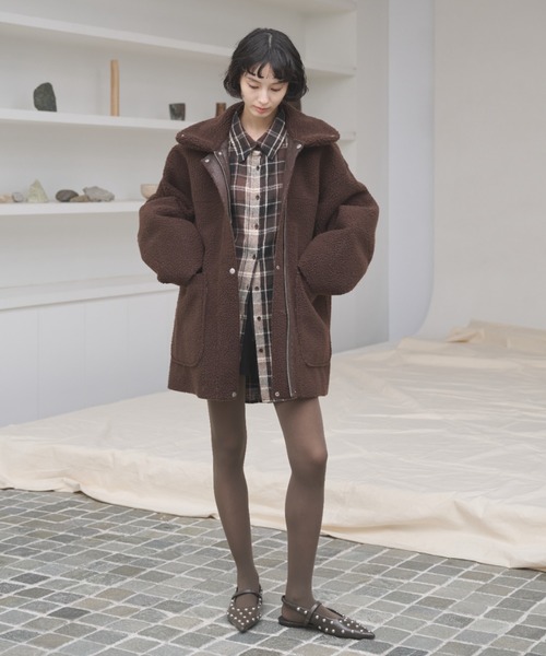 AIC.（エーアイシー）の「4WAYリバーシブルムートンライクコート（ムートンコート・レディース・ブラウン/ライトブラック・FREE）」の17枚目の写真
