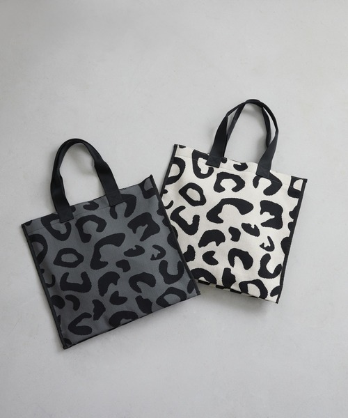 ARTISAN&ARTIST(アルティザンアンドアーティスト)の「「ARTISAN&ARTIST」ジャーナル・レオパード/ワイド・トートバッグ(トートバッグ・レディース・ベージュ・FREE)」の6枚目の写真