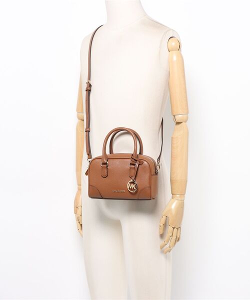 MICHAEL KORS(マイケルコース)の「THOMPSON XS SATCHEL XBODY クロスボディ(ショルダーバッグ・レディース・ブラウン系・FREE)」の5枚目の写真