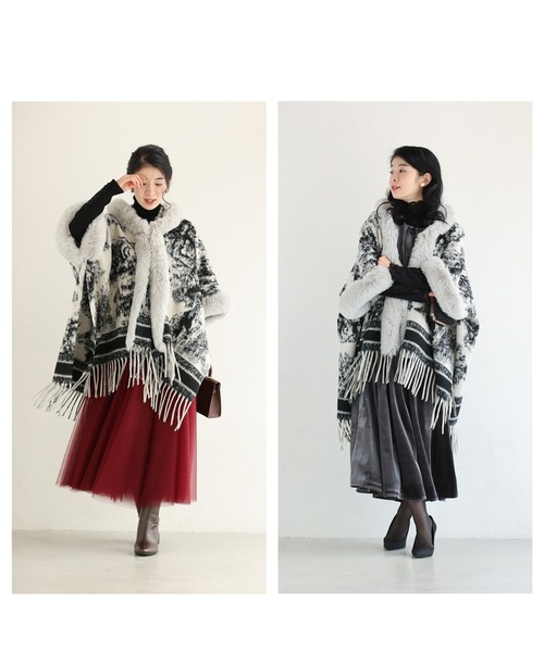 cawaii(カワイイ)の「混ざり合う無彩色のリュクスなファー付きポンチョ(ポンチョ・レディース・ブラック・FREE)」の10枚目の写真