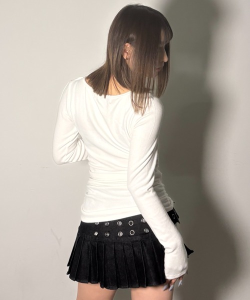 .KOM(ドットコム)の「A'GEM/9 × .kom 『.KOMZ/ドットケーオーエムゼット』 デザインロングスリーブ(Tシャツ/カットソー・レディース・ブラック/ホワイト/ブラウン・FREE)」の8枚目の写真