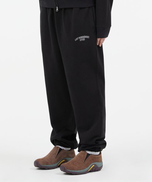 LMCの「ARCH FN SWEAT PANTS ブラック(スウェットパンツ・レディース・その他・SMALL)」の4枚目の写真