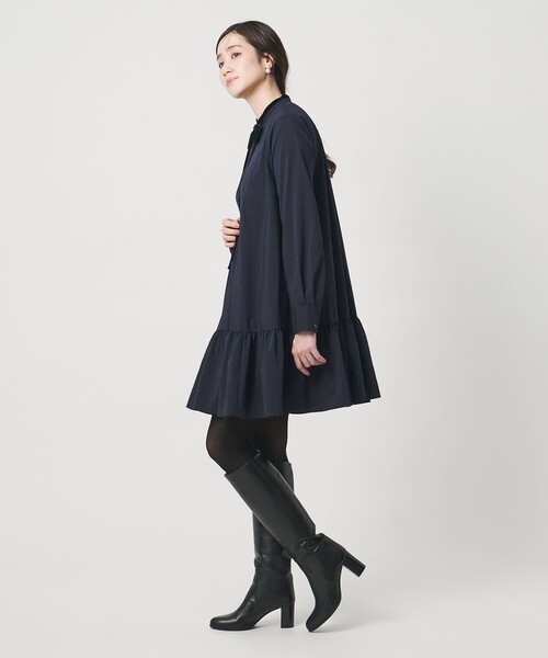 UNITED ARROWS（ユナイテッドアローズ）の「タフタ ギャザー ティアードワンピース ‐ウォッシャブル‐（ワンピース・レディース・ブラック/ネイビー・38/36）」の9枚目の写真