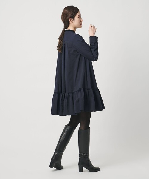 UNITED ARROWS（ユナイテッドアローズ）の「タフタ ギャザー ティアードワンピース ‐ウォッシャブル‐（ワンピース・レディース・ブラック/ネイビー・38/36）」の7枚目の写真