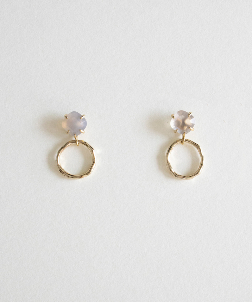 MERRYMOTIVE(メリーモチーブ)の「Gem with crushed round earring(ピアス(両耳用)・レディース・その他・FREE)」の2枚目の写真