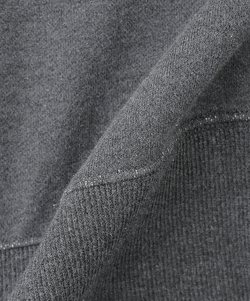 EDIFICE（エディフィス）の「MAISON MARGIELA(メゾンマルジェラ） DOUBLE GUSSET SWEAT SHIRT（Tシャツ/カットソー・メンズ・ブラック・LARGE/MEDIUM）」の2枚目の写真