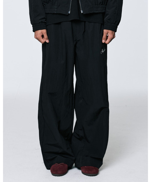 AAMBITION(アアンビション)の「ラインウーブントラックパンツ(ブラック)(スウェットパンツ・メンズ・その他・1(M)/2(L))」の1枚目の写真