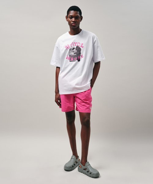 MAYOL（マイヨール）の「KING KONG グラフィック 半袖 ユニセックス Tシャツ_ホワイト（Tシャツ/カットソー・メンズ・その他・LARGE/X-LARGE/MEDIUM）」の5枚目の写真