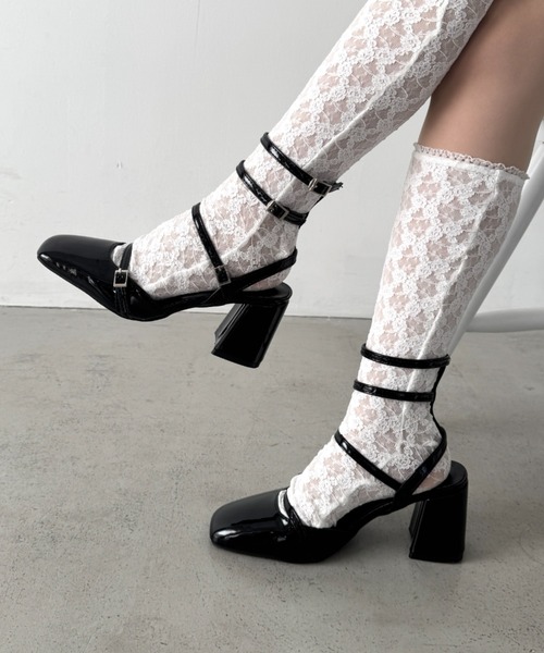 Loueme(ルエム)の「アンクルストラップミュールパンプス(パンプス・レディース・オフホワイト/ブラック・24.5cm/23.5cm)」の3枚目の写真