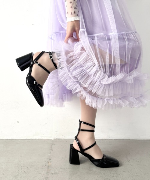 Loueme(ルエム)の「アンクルストラップミュールパンプス(パンプス・レディース・オフホワイト/ブラック・24.5cm/23.5cm)」の10枚目の写真