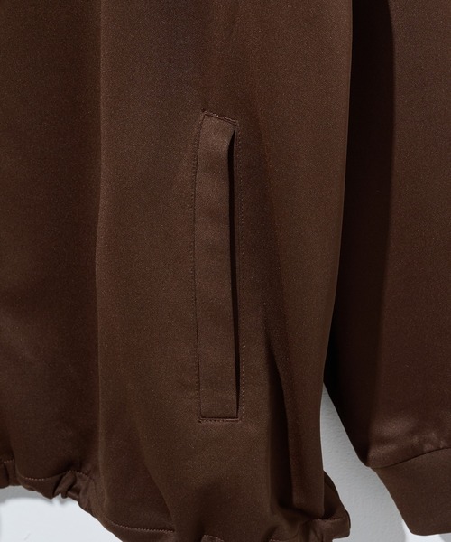 MAISON CLUB（メゾンクラブ）の「【MAISON CLUB】Professional Essential Stretch Track Jacket KKP　/　エッセンシャルストレッチトラックジャケット　ジャージ　AENNOYORK（ジャージ・メンズ・ブラック/グレー/ブラウン・M/L）」の6枚目の写真