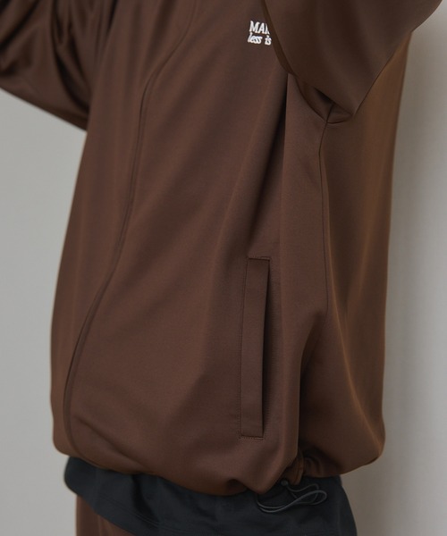 MAISON CLUB（メゾンクラブ）の「【MAISON CLUB】Professional Essential Stretch Track Jacket KKP　/　エッセンシャルストレッチトラックジャケット　ジャージ　AENNOYORK（ジャージ・メンズ・ブラック/グレー/ブラウン・M/L）」の9枚目の写真