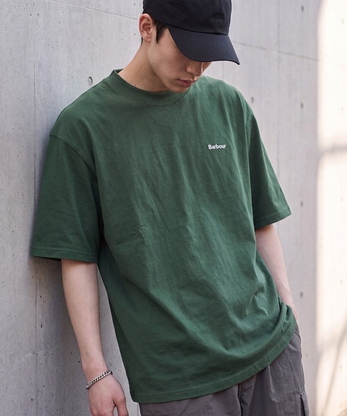 Barbour(バブアー)の「【Barbour】barbour dalton logo os t-shirt(Tシャツ/カットソー・メンズ・オリーブ/ブラック/ホワイト系1/ネイビー/ブルー/ホワイト/グリーン・34/42/40/38/36)」の5枚目の写真