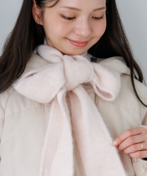 flower（フラワー）の「フラッフィーローズマフラー（マフラー・レディース・アイボリー/ピンク/アッシュグレー・FREE）」の20枚目の写真