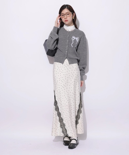 Rirandture（リランドチュール）の「レーストリムマーメイドスカート（スカート・レディース・オフホワイト/ブラック・0/1/2）」の3枚目の写真