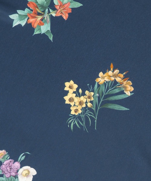 Andemiu（アンデミュウ）の「ボタニカルフラワースカーフ642780（バンダナ/スカーフ・レディース・ネイビー/アイボリー・FREE）」の12枚目の写真