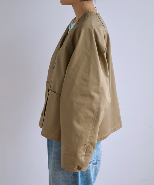 FREAK'S STORE(フリークスストア)の「RED KAP × FREAK'S STORE/レッドキャップ 別注 ノーカラーVネックジャケット<セットアップ対応>(ノーカラージャケット・レディース・その他2/ネイビー/ナチュラル/ベージュ/オリーブ・フリ-)」の16枚目の写真