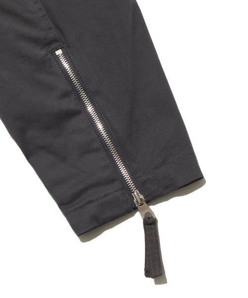 ADDOFF（アドオフ）の「CRACO MULTI CARGO JACKET CHARCOAL（その他アウター・レディース・その他・LARGE/MEDIUM/SMALL）」の2枚目の写真