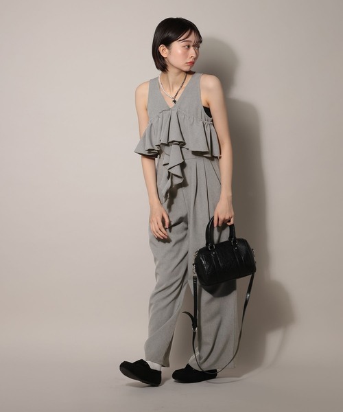 PAGEBOY(ページボーイ)の「バスケットフリルサロペ(サロペット/オーバーオール・レディース・ベージュ/グレー/ブラック・FREE)」の6枚目の写真