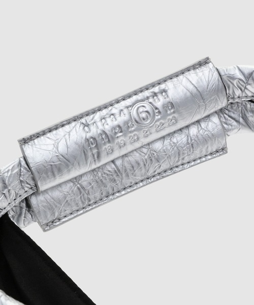 MM6 Maison Margiela（ｴﾑｴﾑｼｯｸｽ ﾒｿﾞﾝ ﾏﾙｼﾞｪﾗ）の「ALTRA PICCOLA PELLET（トートバッグ・レディース・その他・UNI）」の3枚目の写真