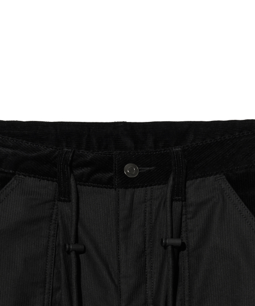 BROWNBREATH(ブラウンブレス)の「TAG CORDUROY CARGO PANTS - BLACK(その他パンツ・レディース・その他・M/L/XL)」の3枚目の写真
