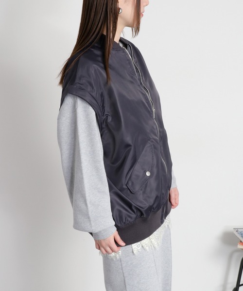 cepo（セポ）の「〈2way〉切替デニムツイルMA-1ジャケット（ブルゾン・レディース・オリーブ/ブラック・M）」の17枚目の写真