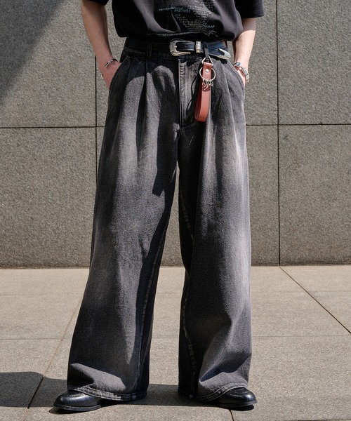 epnok(エプノック)の「アブストラクトワイドデニムスラックス(デニムパンツ・メンズ・ブラック/ブルー・SMALL/MEDIUM/LARGE)」の13枚目の写真