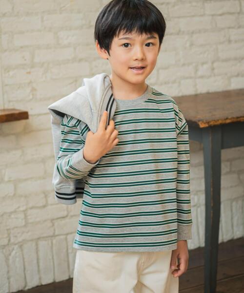 URBAN RESEARCH DOORS（アーバンリサーチドアーズ）の「『150サイズあり』マルチボーダープルオーバー(KIDS)（Tシャツ/カットソー・キッズ・グレー系その他/ネイビー・105/135/120/150）」の2枚目の写真