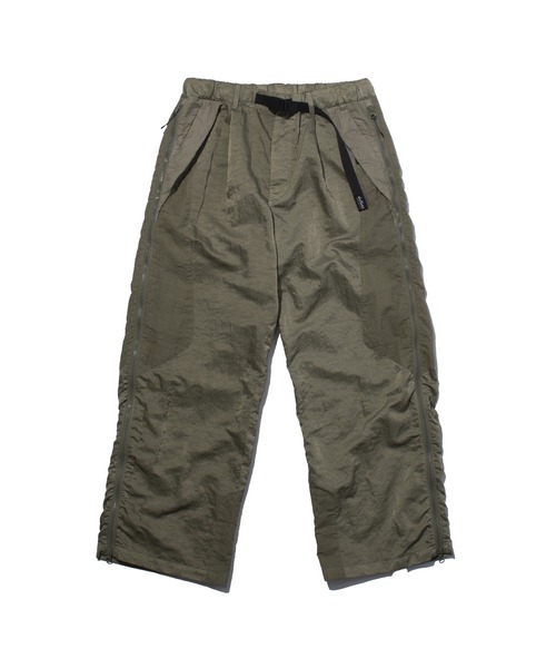 F/CE. (エフシーイー)の「F/CE. DENARI SIDE ZIP PANTS / エフシーイー デナリ サイド ジップ パンツ(その他パンツ・メンズ・ブラック/ベージュ・LARGE/MEDIUM)」の1枚目の写真