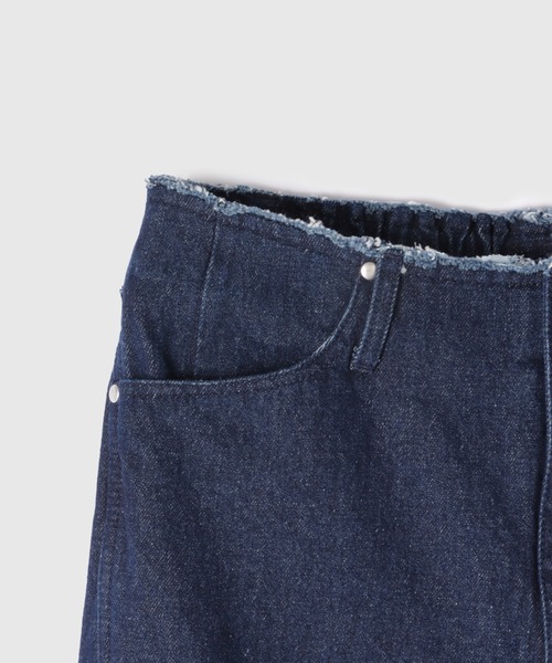 VICKY（ビッキー）の「デニムカットオフダメージパンツ≪洗濯機で洗える≫（デニムパンツ・レディース・ブラック/ネイビー/ブルー・M）」の6枚目の写真