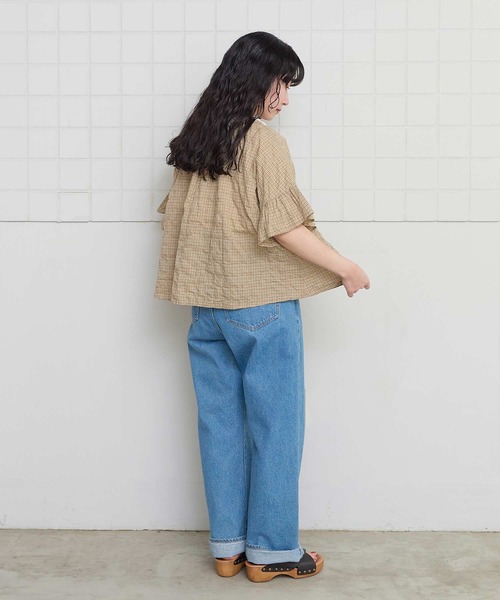 l'atelier du savon(アトリエドサボン)の「シャーリングチェック/ストライプ 袖ひらひらブラウス(シャツ/ブラウス・レディース・グリーン/ベージュ/ネイビー・FREE)」の18枚目の写真