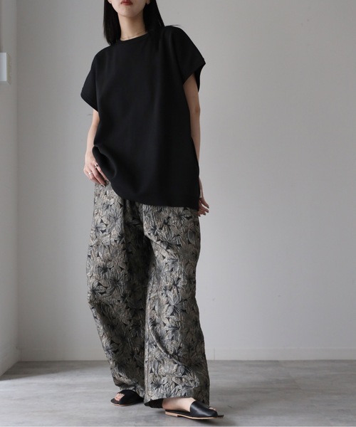 model：164cm. 着用サイズ：FREE