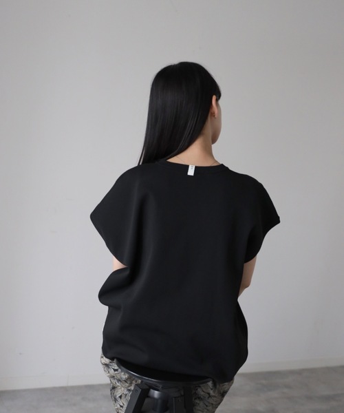 model：164cm. 着用サイズ：FREE