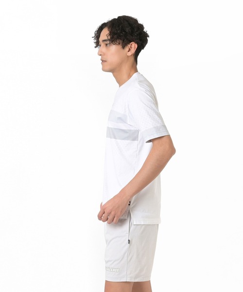 NEW BALANCE(ニューバランス)の「コットンライク ショートスリーブシャツ(Tシャツ/カットソー・メンズ・ホワイト/ブラック・SMALL/MEDIUM/LARGE/X-LARGE/XX-LARGE)」の3枚目の写真