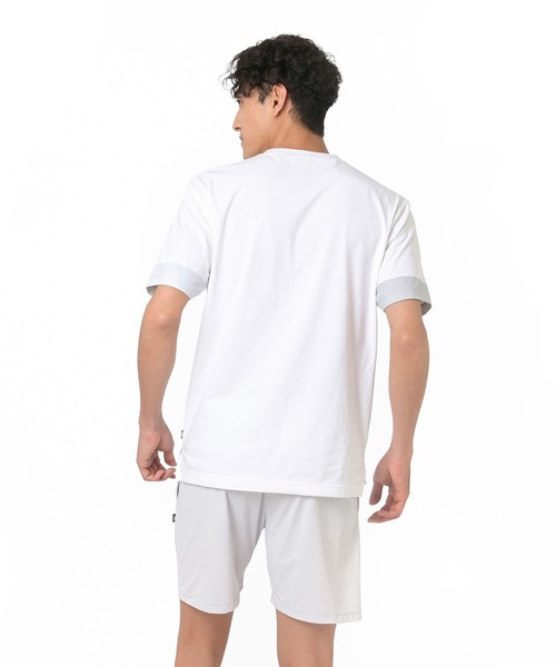 NEW BALANCE(ニューバランス)の「コットンライク ショートスリーブシャツ(Tシャツ/カットソー・メンズ・ホワイト/ブラック・SMALL/MEDIUM/LARGE/X-LARGE/XX-LARGE)」の4枚目の写真