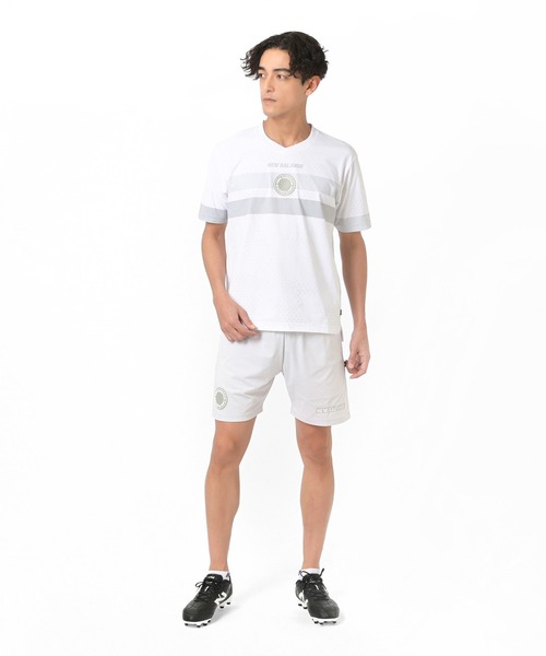 NEW BALANCE(ニューバランス)の「コットンライク ショートスリーブシャツ(Tシャツ/カットソー・メンズ・ホワイト/ブラック・SMALL/MEDIUM/LARGE/X-LARGE/XX-LARGE)」の5枚目の写真