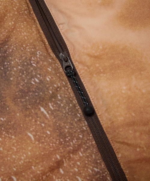 BAL（バル）の「OCTA INSULATED PULLOVER JACKET（その他アウター・メンズ・ブラウン/ネイビー・3/2/1）」の16枚目の写真