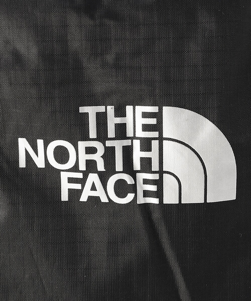 FREAK'S STORE(フリークスストア)の「限定展開 THE NORTH FACE/ザ・ノース・フェイス メイフライパック22 ユニセックス リュック/デイパック<br>(バックパック/リュック・メンズ・ブラック・ONE SIZE)」の5枚目の写真