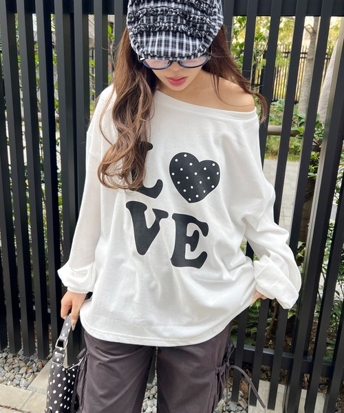 WC(ダブル シー)の「LOVEドットオフショルビッグトップス(Tシャツ/カットソー・レディース・ブラック/ホワイト・FREE)」の3枚目の写真