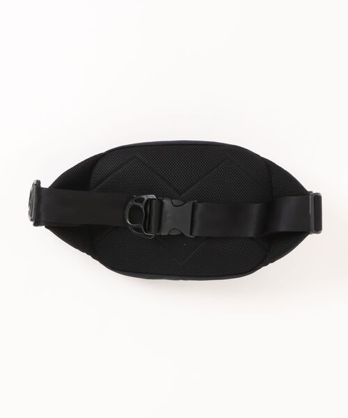 MAKAVELIC(マキャベリック)の「【MAKAVELIC】JADE E.P. WAIST BAG EVOLUTION(ボディバッグ/ウエストポーチ・メンズ・ブラック・FREE)」の2枚目の写真