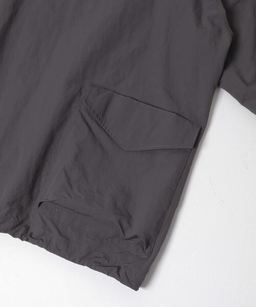 Snow Peak(スノーピーク)の「『別注』Snow Peak Apparel×DOORS NYLON WASHER JACKET(ナイロンジャケット・メンズ・ブラック/チャコールグレー/ベージュ・MEDIUM/X-LARGE/LARGE)」の10枚目の写真